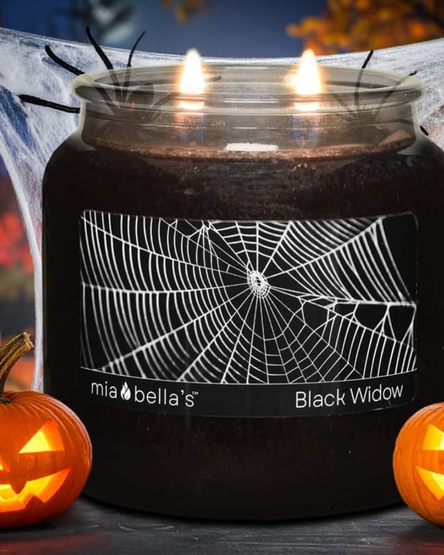 Black Widow 16 oz double-wick jar candle