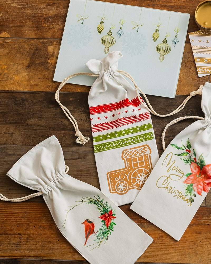Winter Delivery heat transfer gift bags