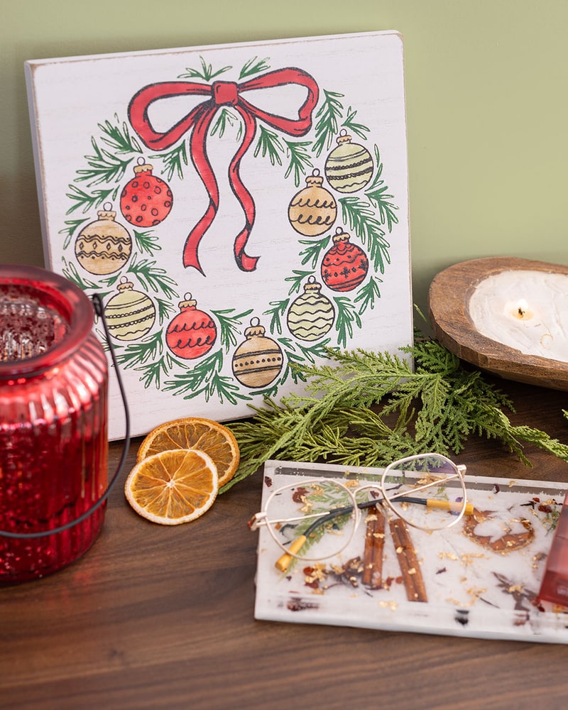 Ornament wreath sign and trinket tray