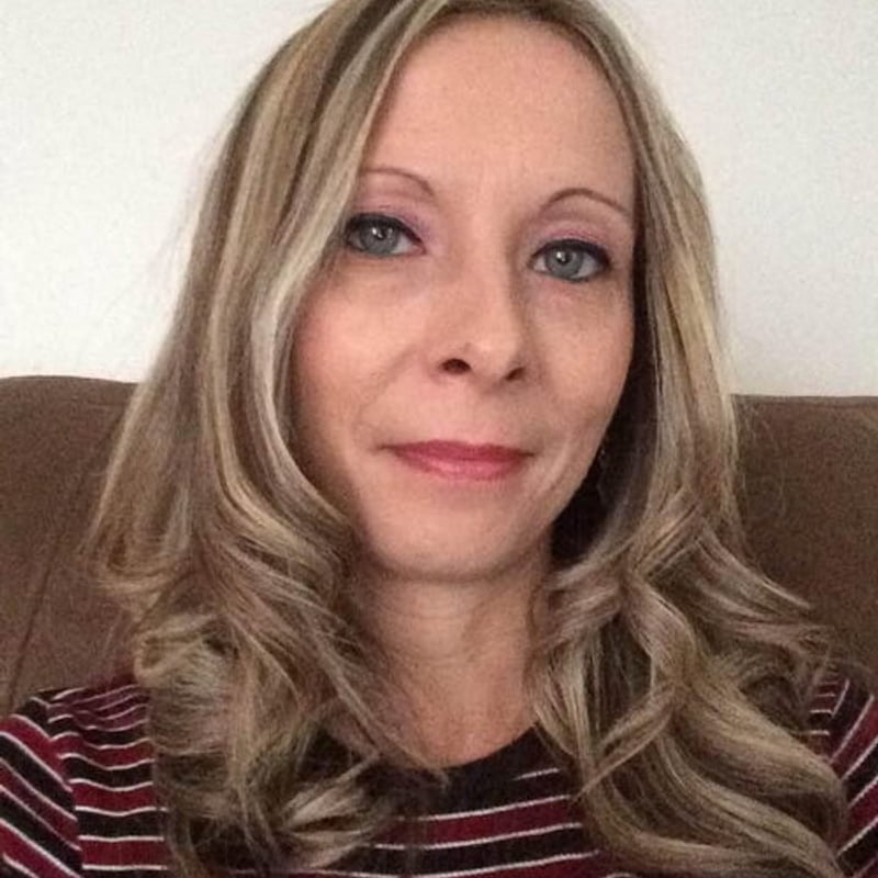 Roslyn McCormick, Damsel In Defense Damsel Pro