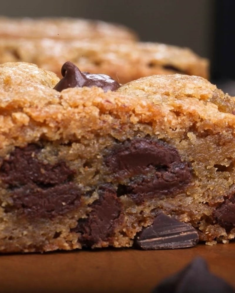 Blonde Bombshell Brownies
