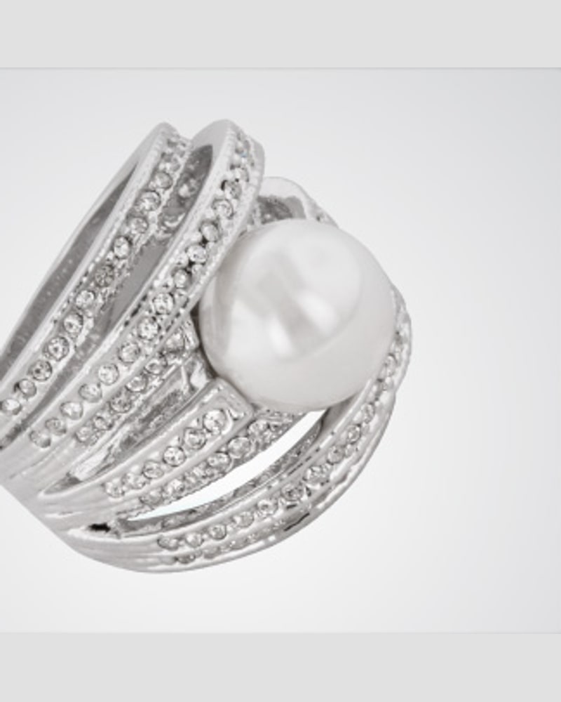 Pearl and crystal pavé cocktail ring