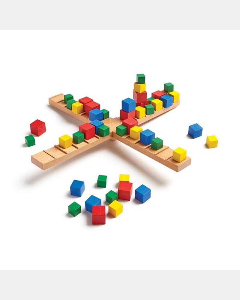 Kilter balance game with wooden cubes