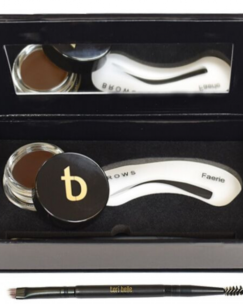 Brow kit with stencils