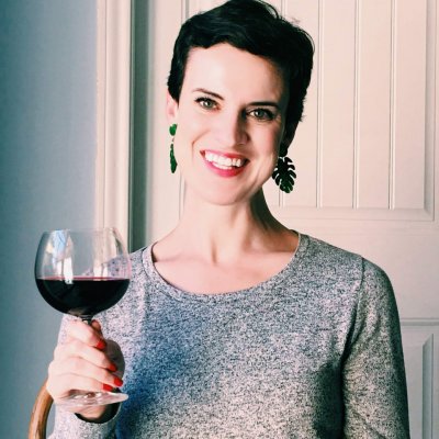 Pamela Hughes, Traveling Vineyard Wine Guide