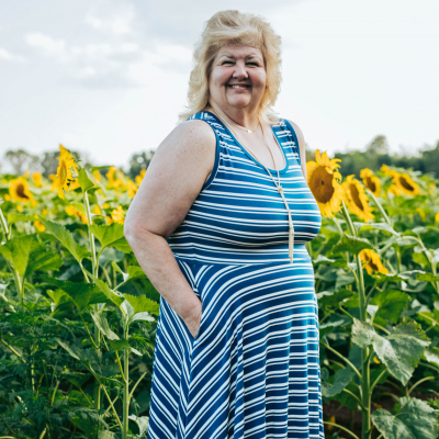 Lularoe Shopping For St Jude's Children's Research Hospital